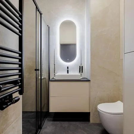 Business With 1 Bedroom By Ecru Wwa81 Apartament